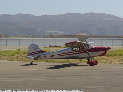 Taxying out at Lompoc after the Tehachapi convention