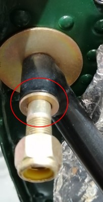 Firewall engine mount bolt problem.jpg