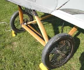 wheels-curtiss-jenny.jpg